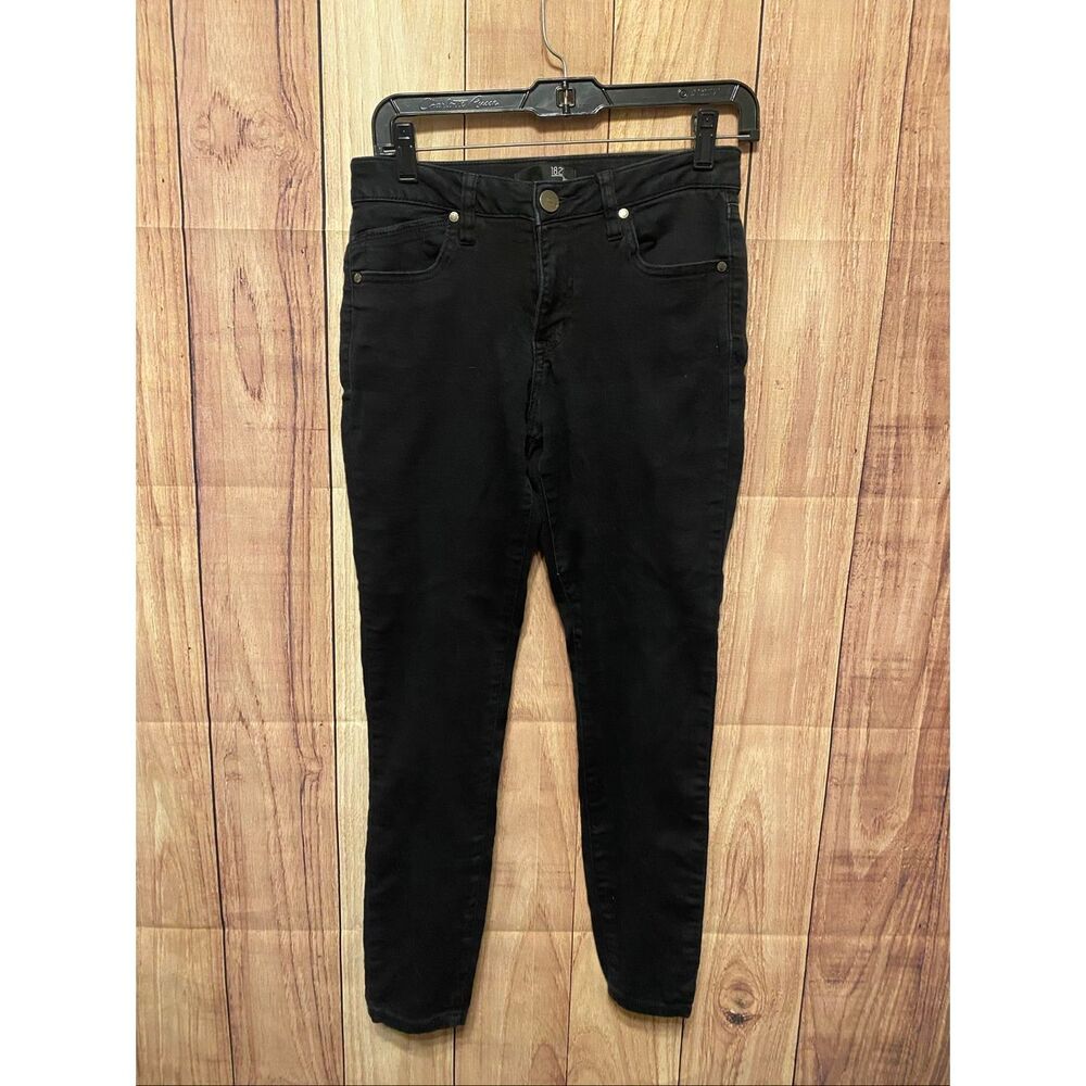 1822 Denim size 6 black denim jeans women’s bottoms